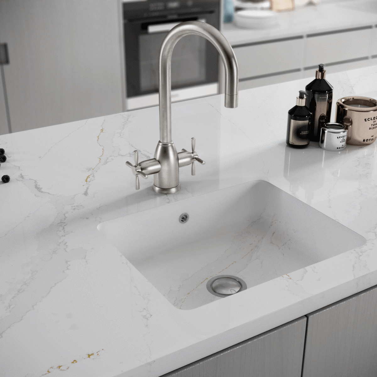 Mesada Calacatta Gold | Vedek Revestimientos