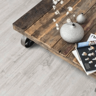Piso SPC Vinílico Símil madera SPC Click Roble Toscana 5mm con manta | Vedek Revestimientos